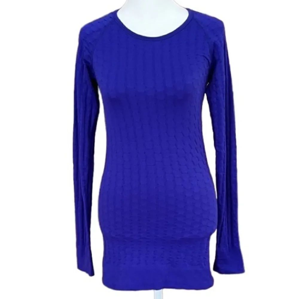 Athleta Epitomize 152502 Running Top
Womens Size Small Textured Blue.